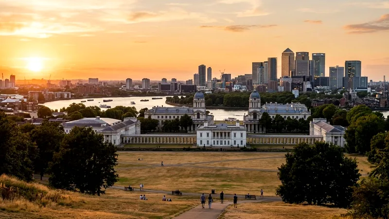 View from Greenwich Park over the Old Royal Naval College to Canary Wharf.