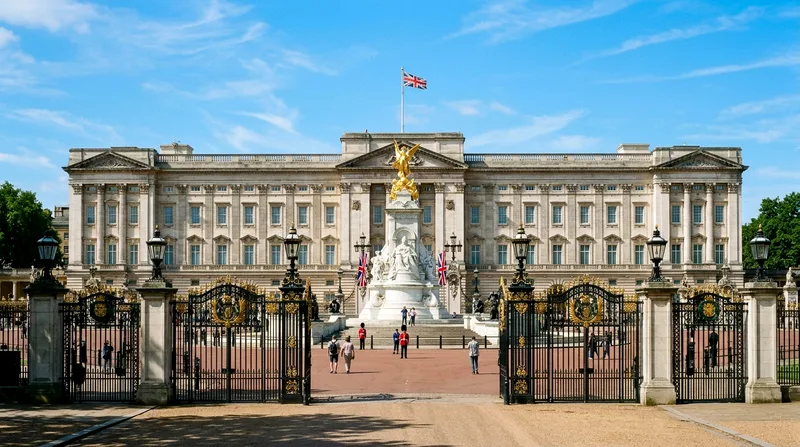 Buckingham Palace Tickets: State Rooms and Royal Tours